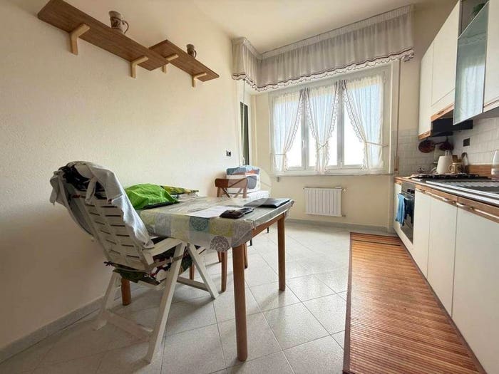 Appartamento con 5 locali in vendita in Via Giovanni Santolini, San Fruttuoso, Genova