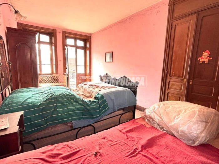 Casa trilocale in vendita in Via Perosio, Centro, Caravino