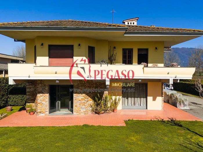 Casa con 6 locali in vendita in Via di Liso, Lammari Lunata, Capannori
