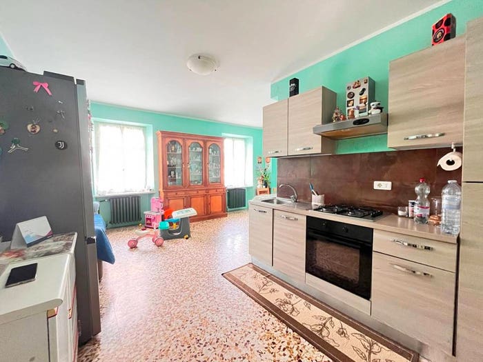 Appartamento con 5 locali in vendita in Via Silvio Pellico, Centro, Carignano