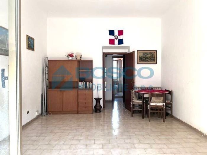 Appartamento trilocale in vendita in Via Colombo, Centro Storico, La Spezia