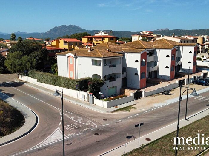 Casa quadrilocale in vendita in Olbia