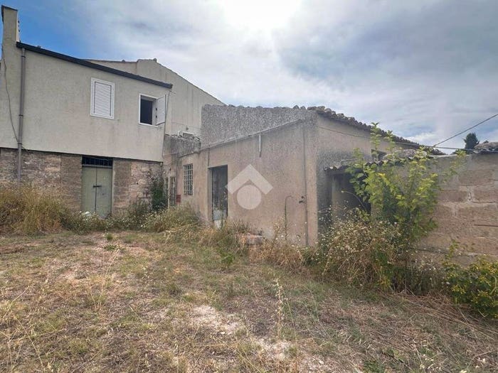 Casa quadrilocale in vendita in Contrada Aranci, Chiaramonte Gulfi