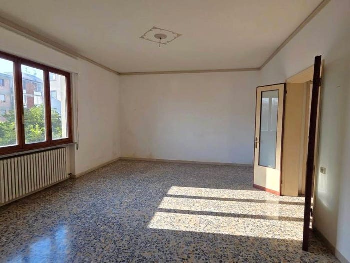 Appartamento con 5 locali in vendita in Via Sandei, Arancio, Lucca