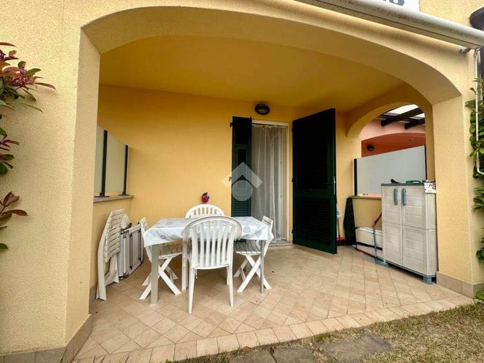 Appartamento bilocale in vendita in Via Brunenghi, Magliolo