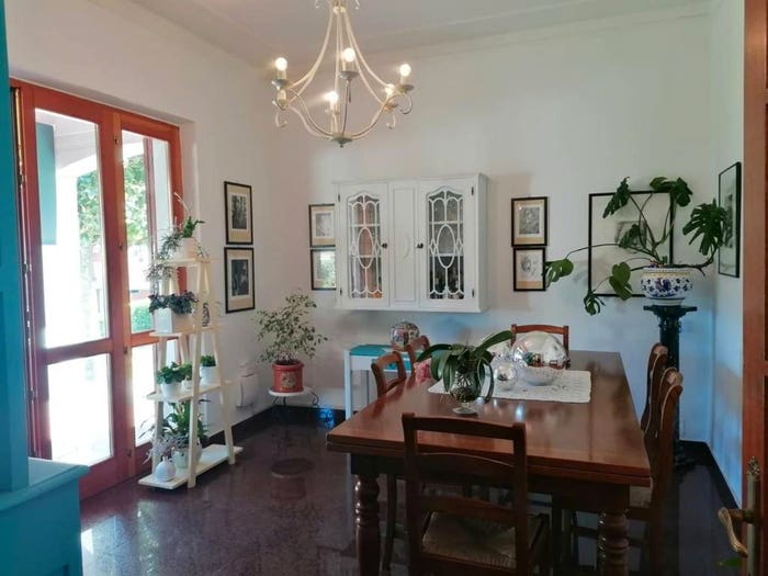 Casa con 6 locali in vendita in Centro, Carrara