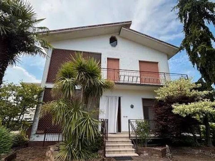 Casa con 5 locali in vendita in Centro, Vigolzone