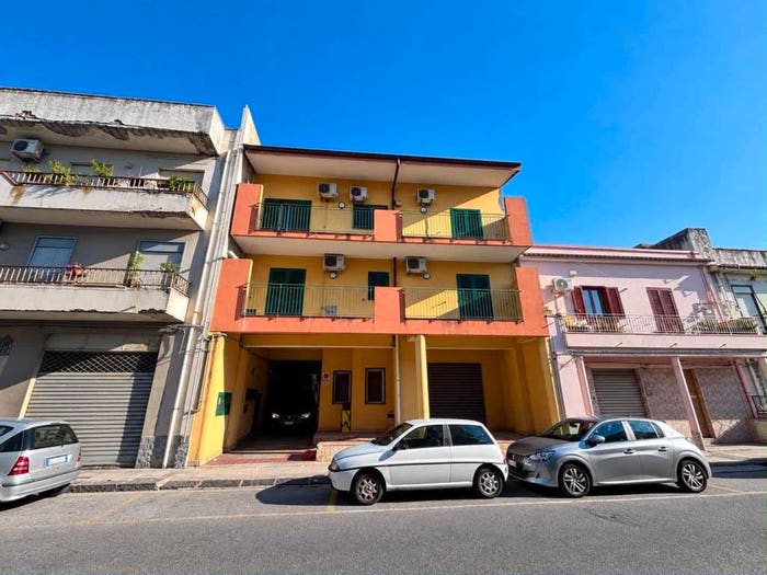 Appartamento quadrilocale in vendita in Via Nazionale, Centro, Torregrotta