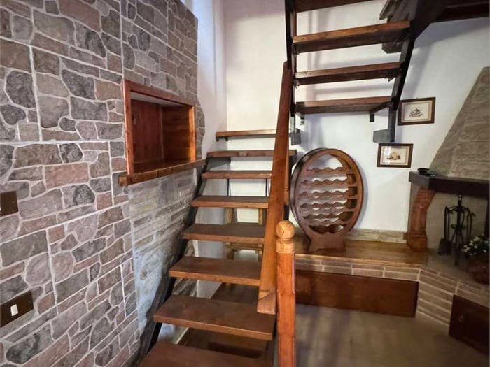 Casa quadrilocale in vendita in Cantalupo, Bevagna