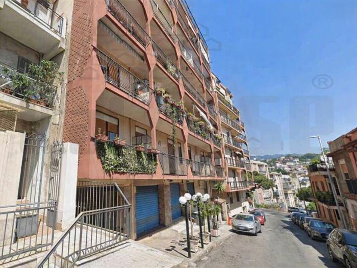 Appartamento trilocale in vendita in Via Grattoni, Principe Umberto, Messina