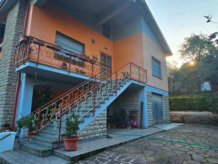 Casa con 6 locali in vendita in Via dei Sodini, Massa Macinaia San Leonardo, Capannori