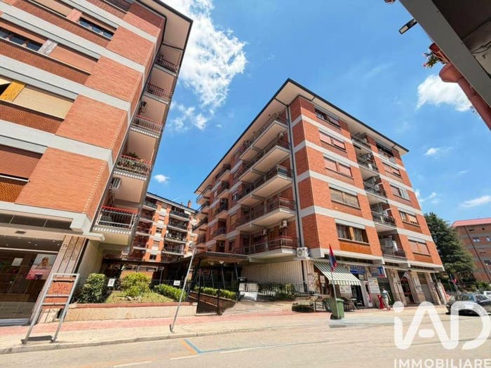 Appartamento con 5 locali in vendita in Via ferrarecce, Ferrarecce Università, Caserta