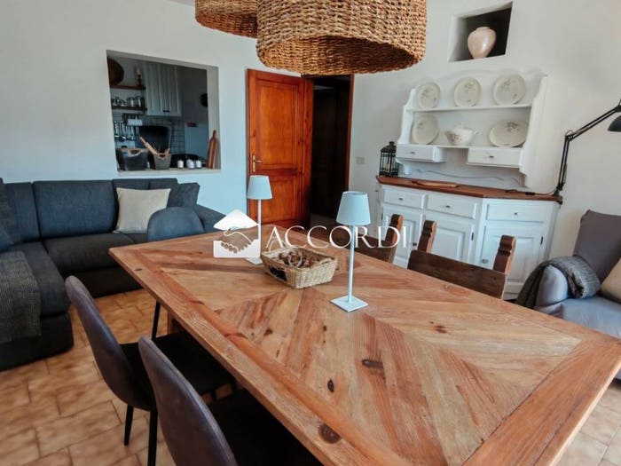 Casa con 6 locali in vendita in Via Roma, Oné, Fonte
