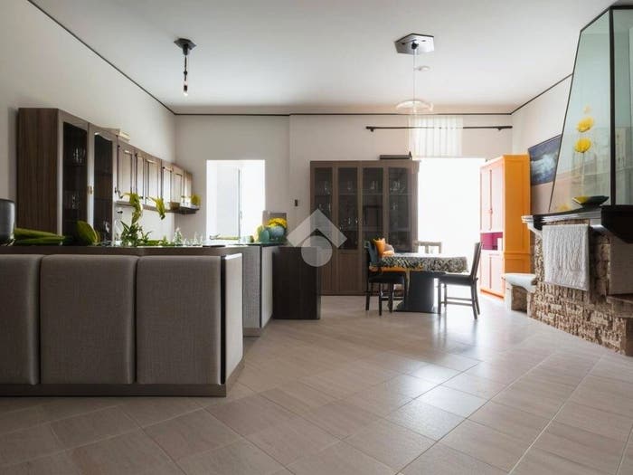 Casa trilocale in vendita in Via Ugo Foscolo, Centro, Isola di Capo Rizzuto