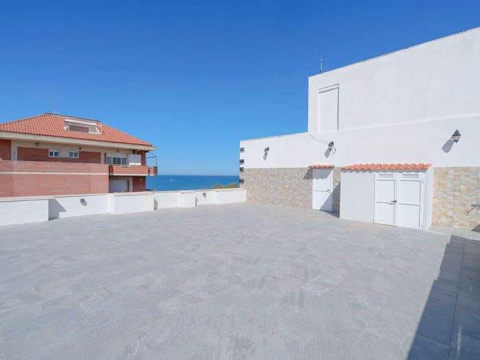 Casa quadrilocale in vendita in Via Fanciulla d'Anzio, Sacro Cuore, Anzio