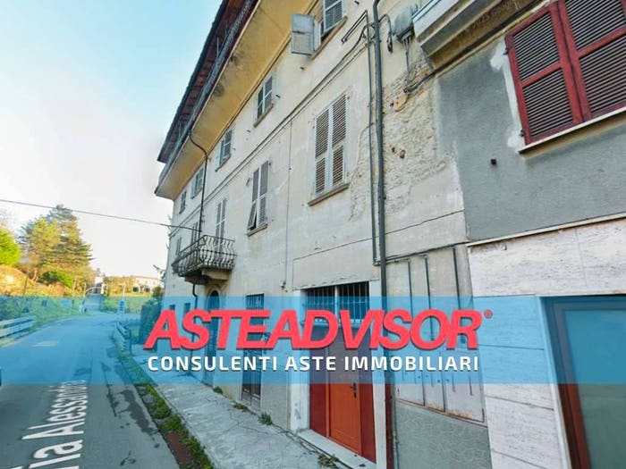 Appartamento con 5 locali in vendita in Via Alessandria, Strevi