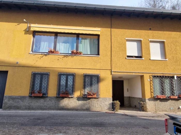 Casa con 6 locali in vendita in Via Faina, Induno Olona