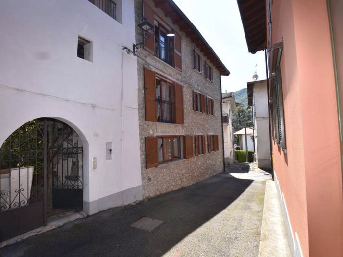 Appartamento bilocale in vendita in Via del Pozzo, Centro, Cremeno