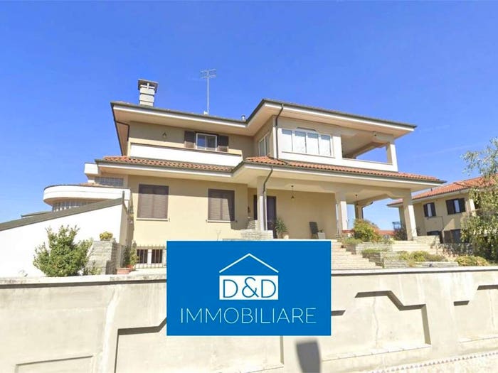 Casa con 6 locali in vendita in Via XXV Aprile, Centro, Bene Vagienna