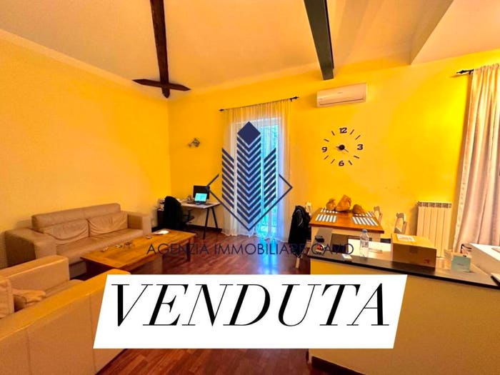 Appartamento con 5 locali in vendita in Via Ciro Menotti, Sestri Ponente, Genova