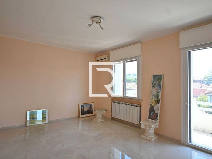 Casa quadrilocale in vendita in Via Castelfidardo, San Biagio, Ravenna