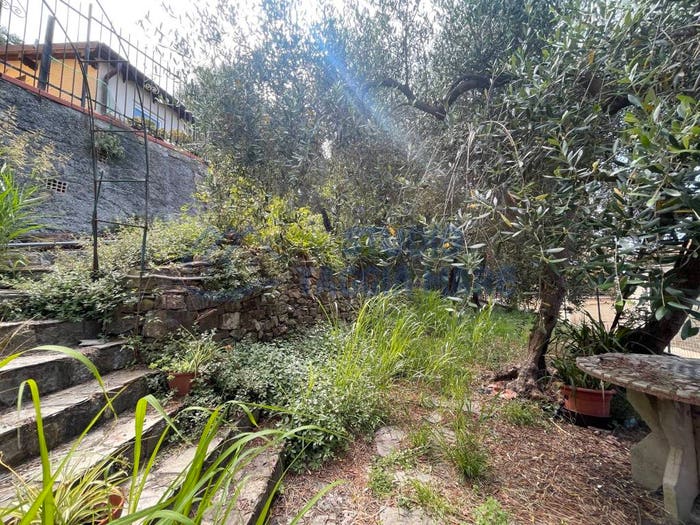 Casa trilocale in vendita in via mazzini, Centro, Pompeiana