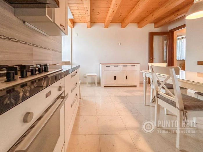 Casa con 5 locali in vendita in Località Madonnina, Bussolengo