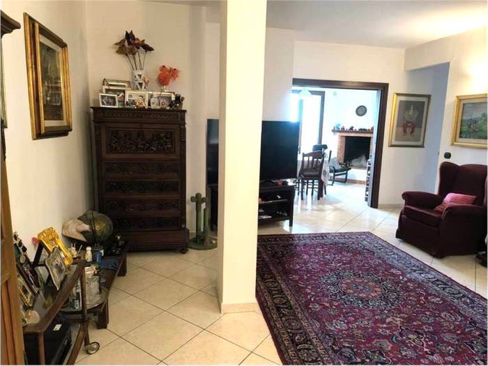 Appartamento con 5 locali in vendita in Via Benito Pagliara, Lequile