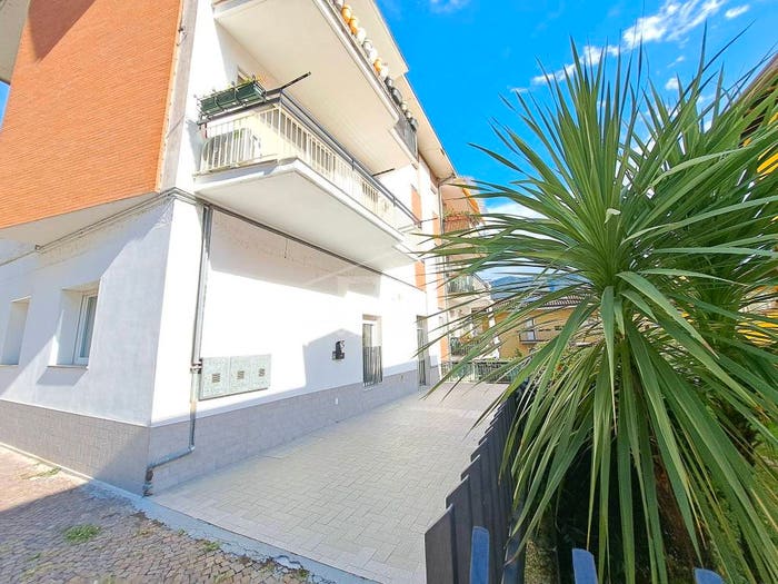 Appartamento trilocale in vendita in Centro, Arco