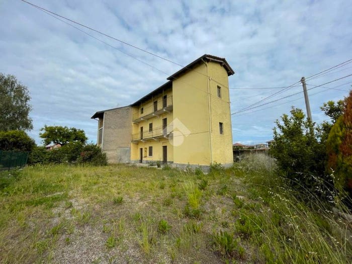 Casa con 5 locali in vendita in Via sciaroli, Centro, Oleggio