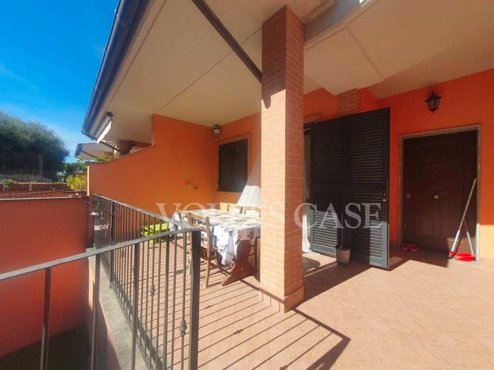 Casa quadrilocale in vendita in Via Vincenzo Gioberti, Fonte Nuova
