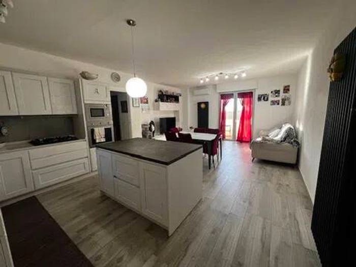 Appartamento trilocale in vendita in Viale Antonio Fratti, Centro, Massa Marittima