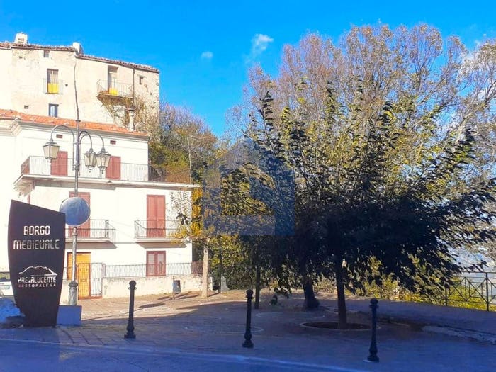 Casa con 6 locali in vendita in Via Giuseppe Garibaldi, Centro, Gessopalena