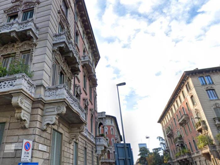 Appartamento con 6 locali in vendita in Via Santa Marta, Carrobbio, Milano