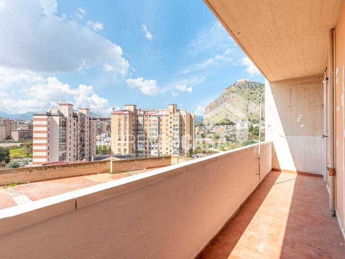 Appartamento trilocale in vendita in Via Cardinale Mariano Rampolla, Acquasanta, Palermo