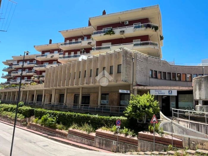 Appartamento quadrilocale in vendita in Via Pescatori, Emanuele II C Colombo Morelli e Silvati, Avellino