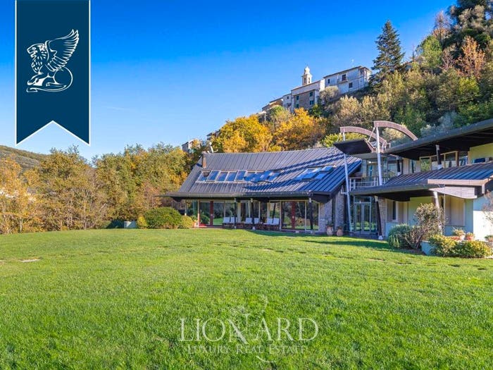 Casa con 6 locali in vendita in Borgomaro