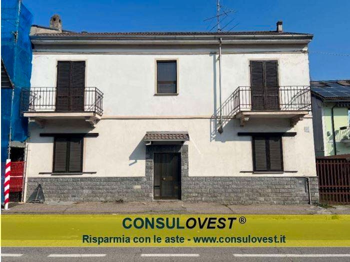 Casa quadrilocale in vendita in Corso Risorgimento, Vignale, Novara