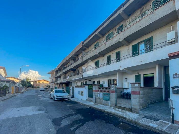 Appartamento bilocale in vendita in Piazza Papa Giovanni XXIII, Oliveri
