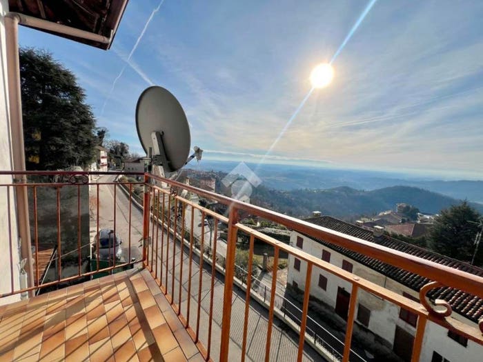 Casa bilocale in vendita in Via XXIV Maggio, Centro, Cocconato