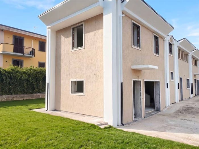 Casa trilocale in vendita in Via Madonna degli Angeli, Cartiera Stazione, Ferentino