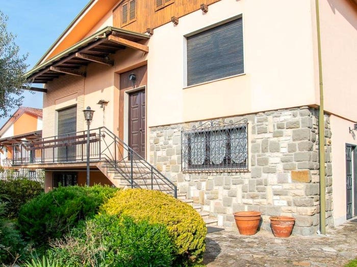 Casa con 5 locali in vendita in Via D Chiesa, Centro, Palazzolo sull'Oglio