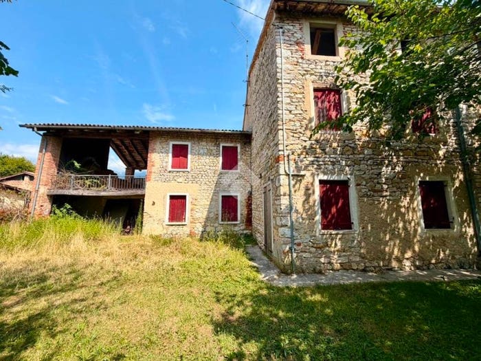 Casa quadrilocale in vendita in Contrada Vial, Vial, Asolo