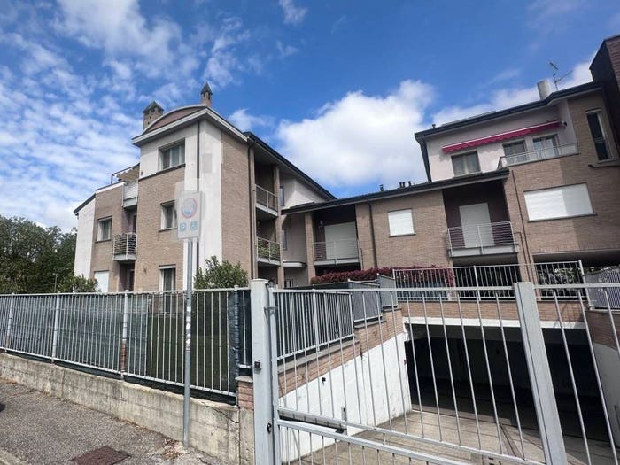 Appartamento quadrilocale in vendita in Via Achille Grandi, Chiozzo Sora, Pavia
