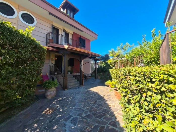 Casa con 5 locali in vendita in Via Marenola, Lago Patria, Giugliano in Campania
