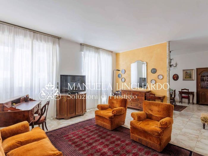 Appartamento con 5 locali in vendita in piazza Carlo Irnerio, Washington, Milano