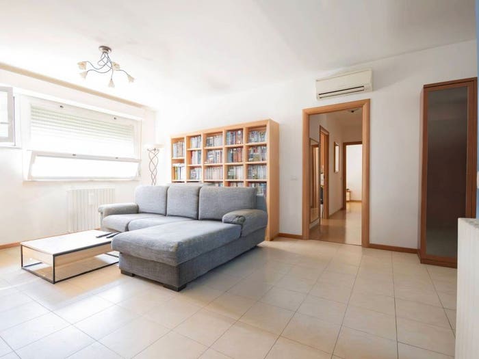 Appartamento quadrilocale in vendita in Viale della Vittoria, Jesi