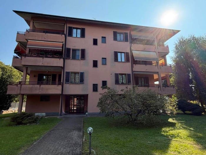 Appartamento trilocale in vendita in Via Volta, Abbiategrasso