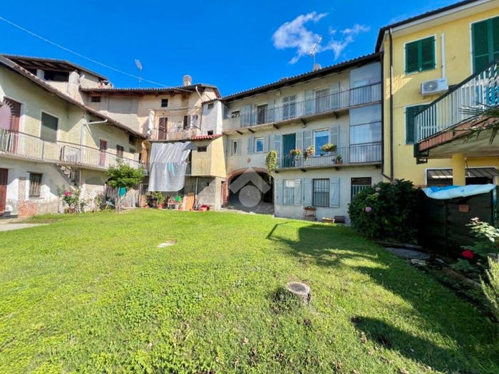 Casa quadrilocale in vendita in Via Argentero, Centro, Castelnuovo Don Bosco