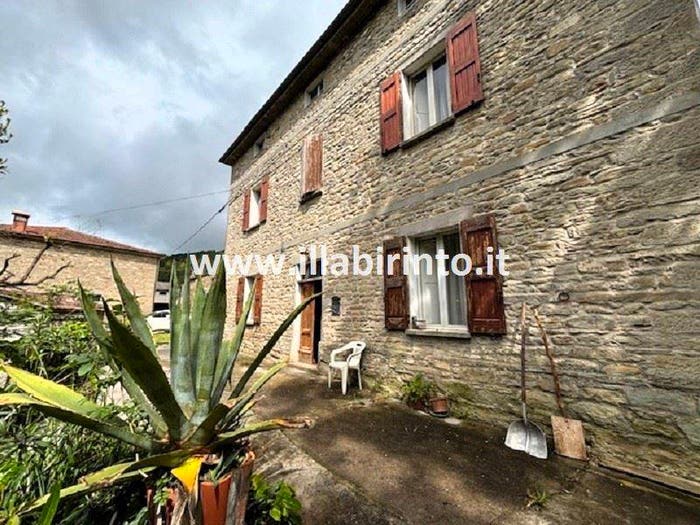 Casa quadrilocale in vendita in Via San Lorenzo, Casola Valsenio